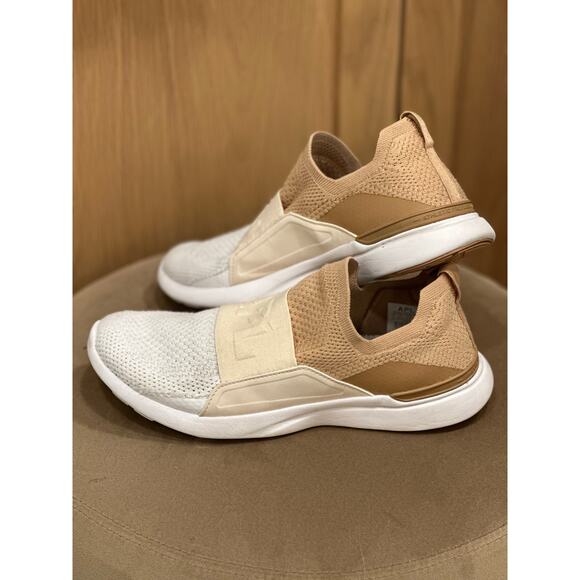 APL Women's TechLoom Bliss in Caramel - Picture 6 of 7